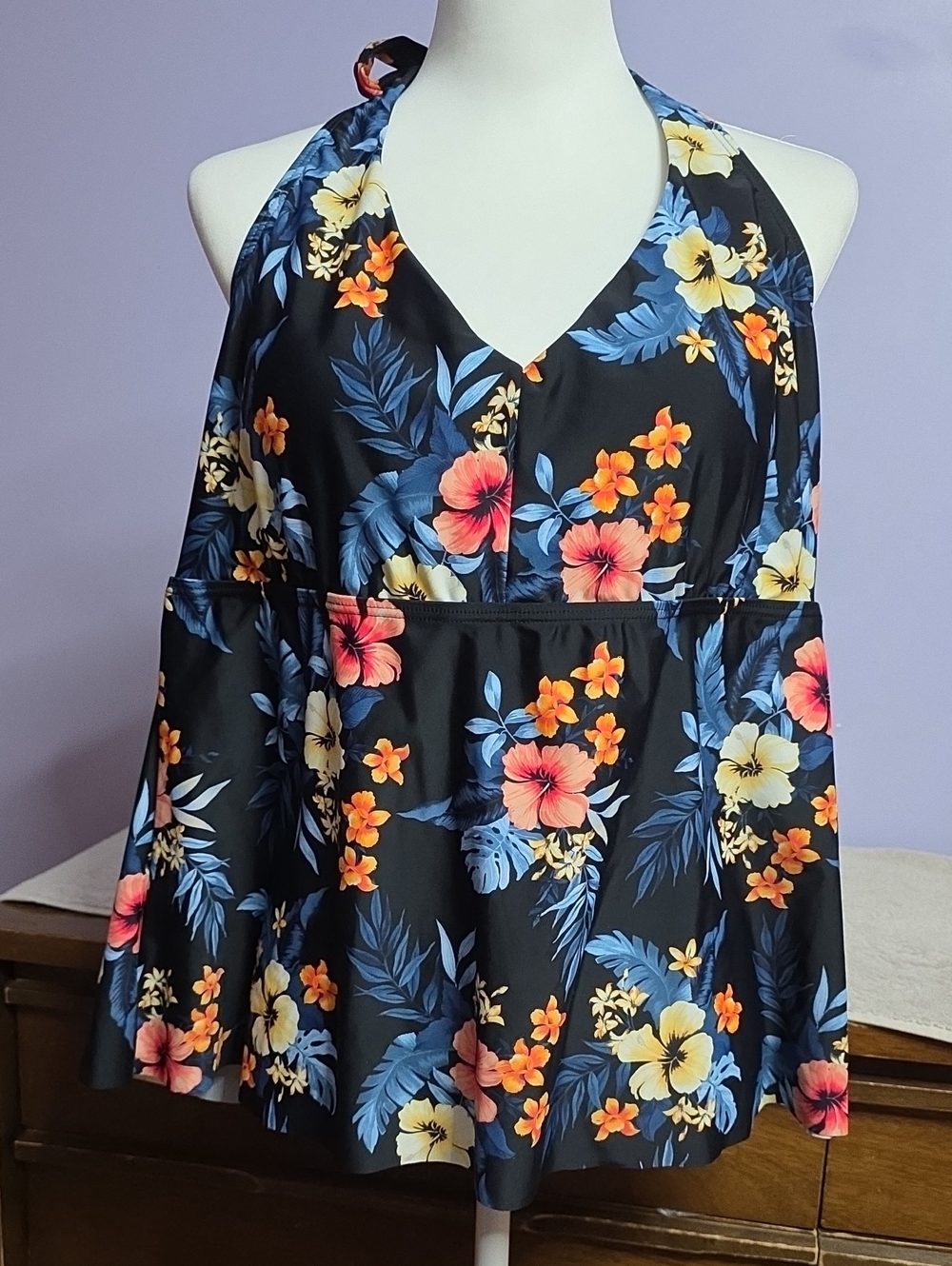 Lands' End Black Halter Floral Women’s Swim Top